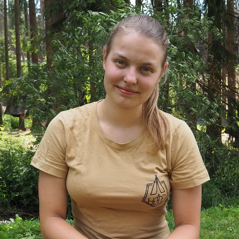 Katka "Káťa" Adamková - Vedoucí